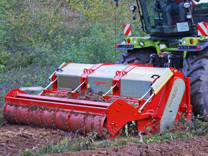 2020-06-04-20.40.33mulcher-rotovator-maxisoil-05.jpg